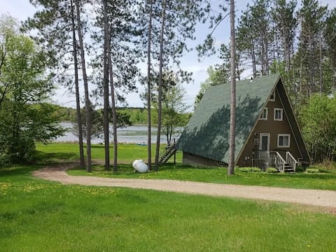 A-frame getaway cottage on Red Lake