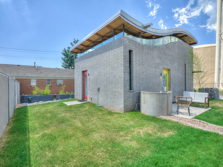 New Industrial Studio! walking distance to UCO! Houses for Rent in