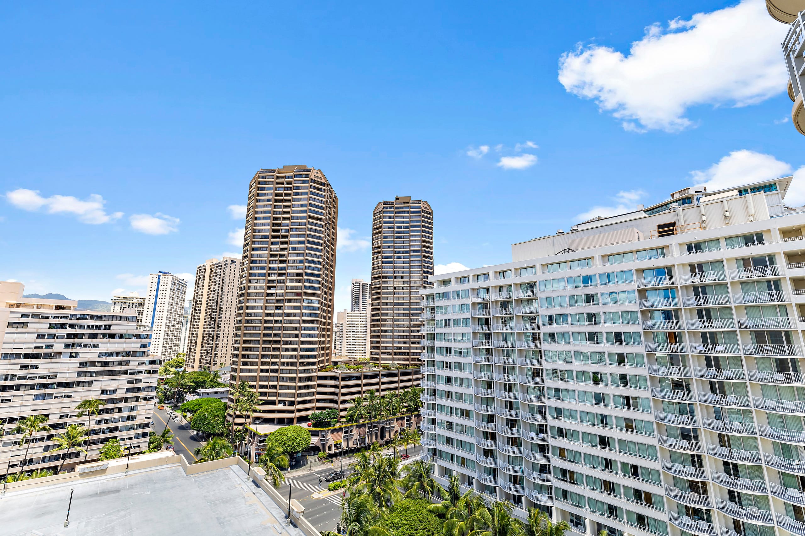 Condo in Honolulu · ★4.83 · Studio · 1 bed · 1 bath - Image 22