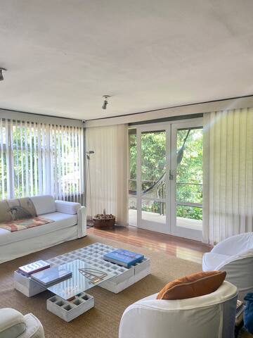 Casa São Conrado gallery image 5