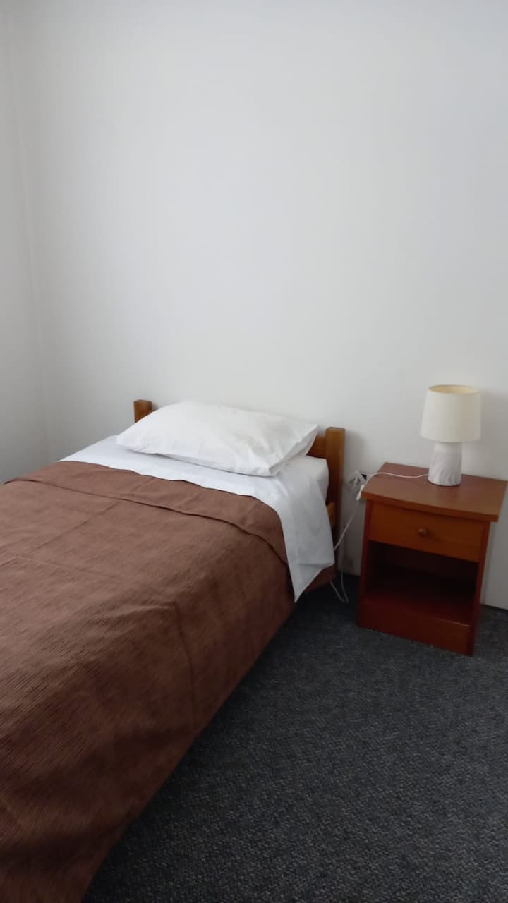 საძინებელი 2