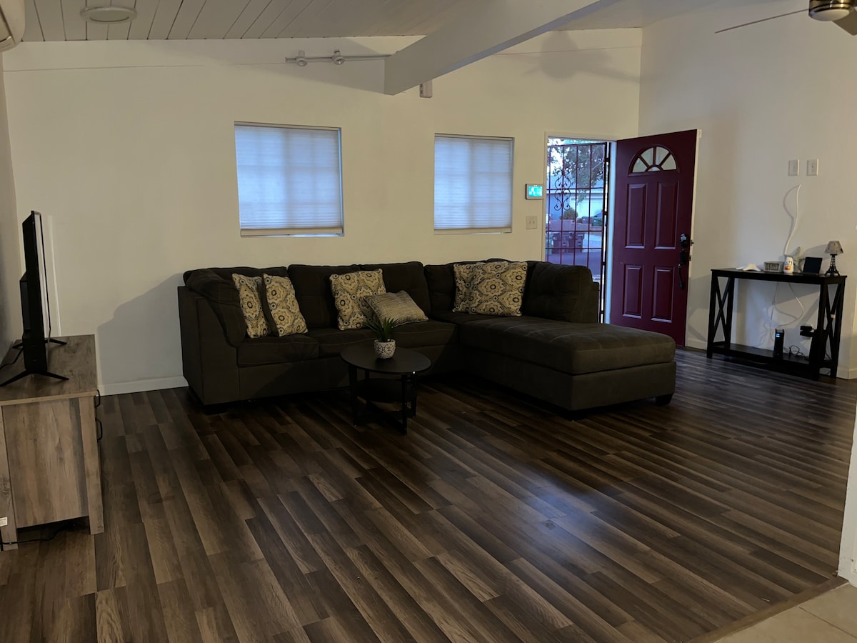 Obývacia izba s rozkladacou posteľou 