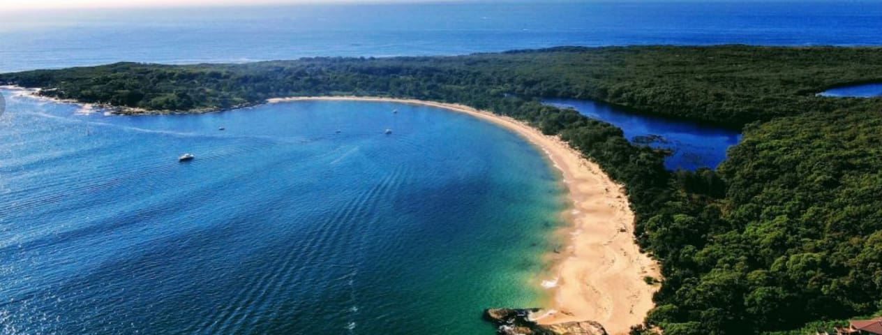 Beach house Bundeena, Royal National Park gallery image 2