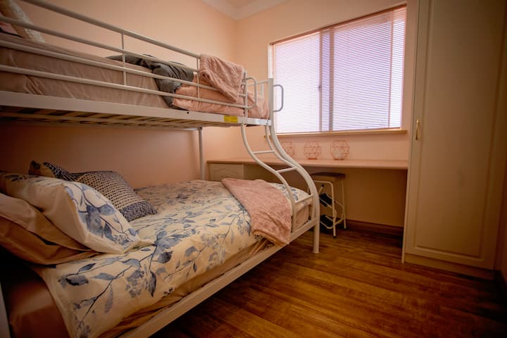 غرفة النوم 6