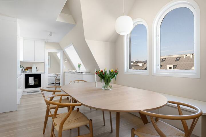 Fantastisk fin toppleilighet med privat takterasse gallery image 3