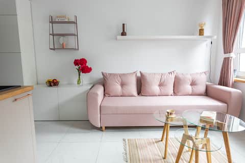 Top Airbnb: Comfortable Apartment in Wrocław in Psie Pole Zawidawie
