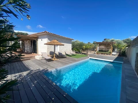 Beautiful villa with pool in Bonifacio