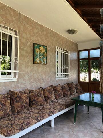 Şile Sahilköy’de eşsiz deniz manzaralı villa gallery image 4