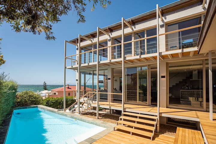 Bishop’s View Villa, Kalk Bay gallery image 4