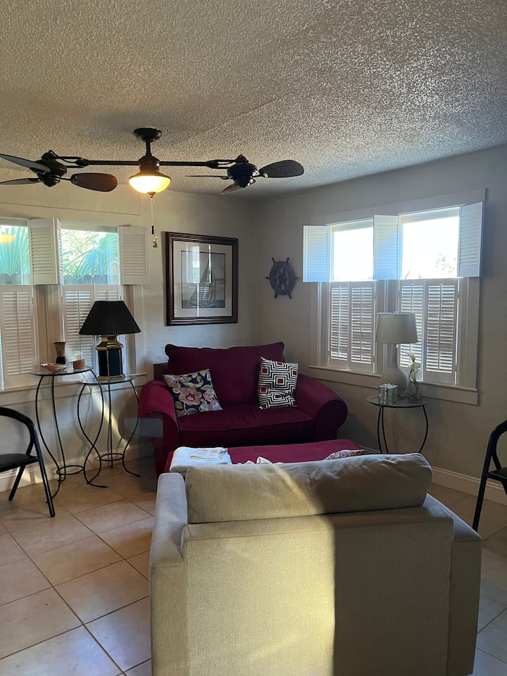 Bungalow, 1 Bedroom, Dogs Welcome - Clearwater, FL