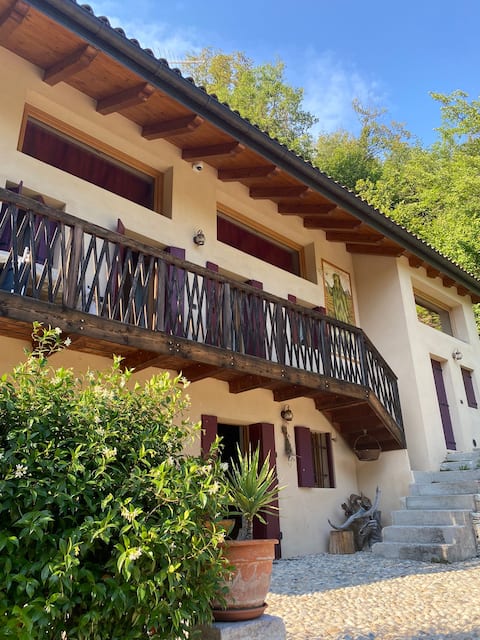 Santa Liana 10 - traditional house in Val del Mis