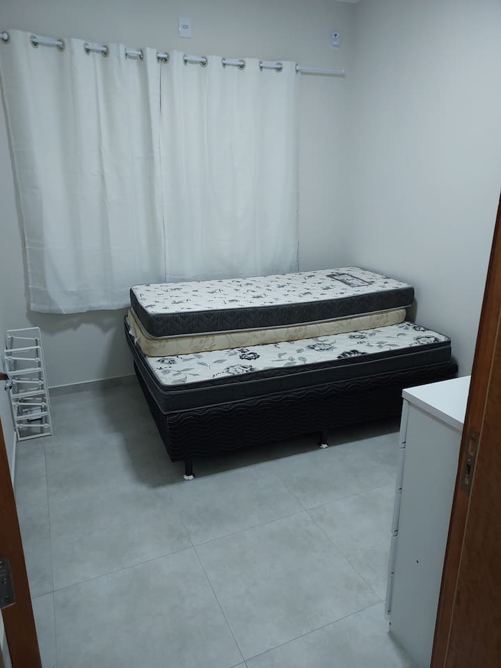 Спалня 2