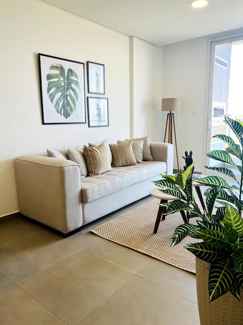 Modern apartment with garage, river view!103