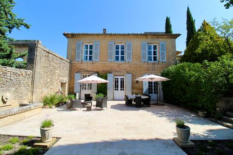 Charming country house with pool