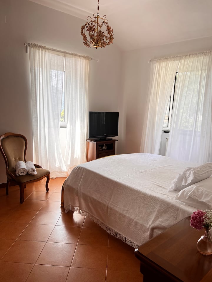 غرفة النوم 1