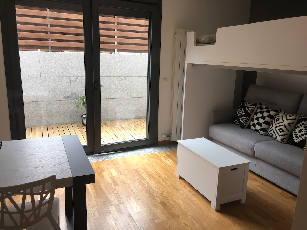 Popular Airbnb listing: Design studio with terrace and pool in Baiona. in Baiona