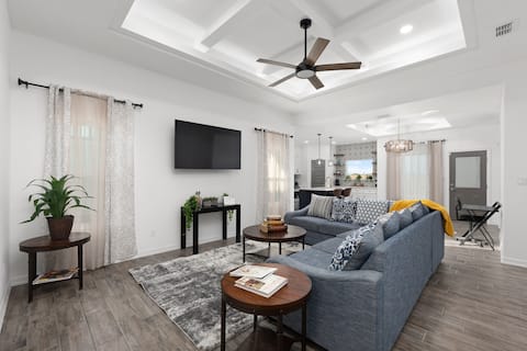 Spacious Modern 3/BD 2/BA King BD.Large Patio, BBQ