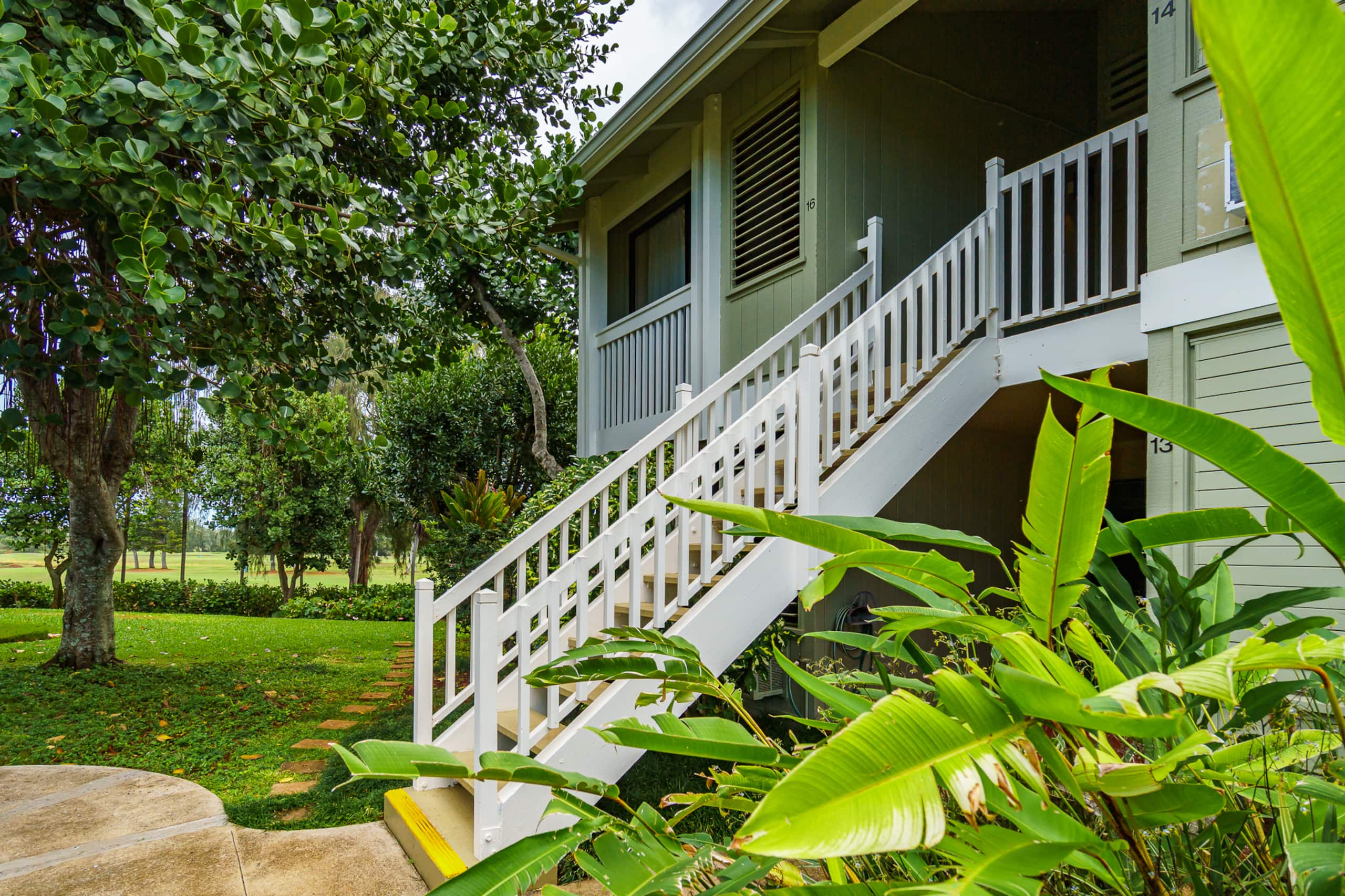 Condo in Kahuku · ★4.73 · 2 bedrooms · 3 beds · 2 shared baths - Image 12