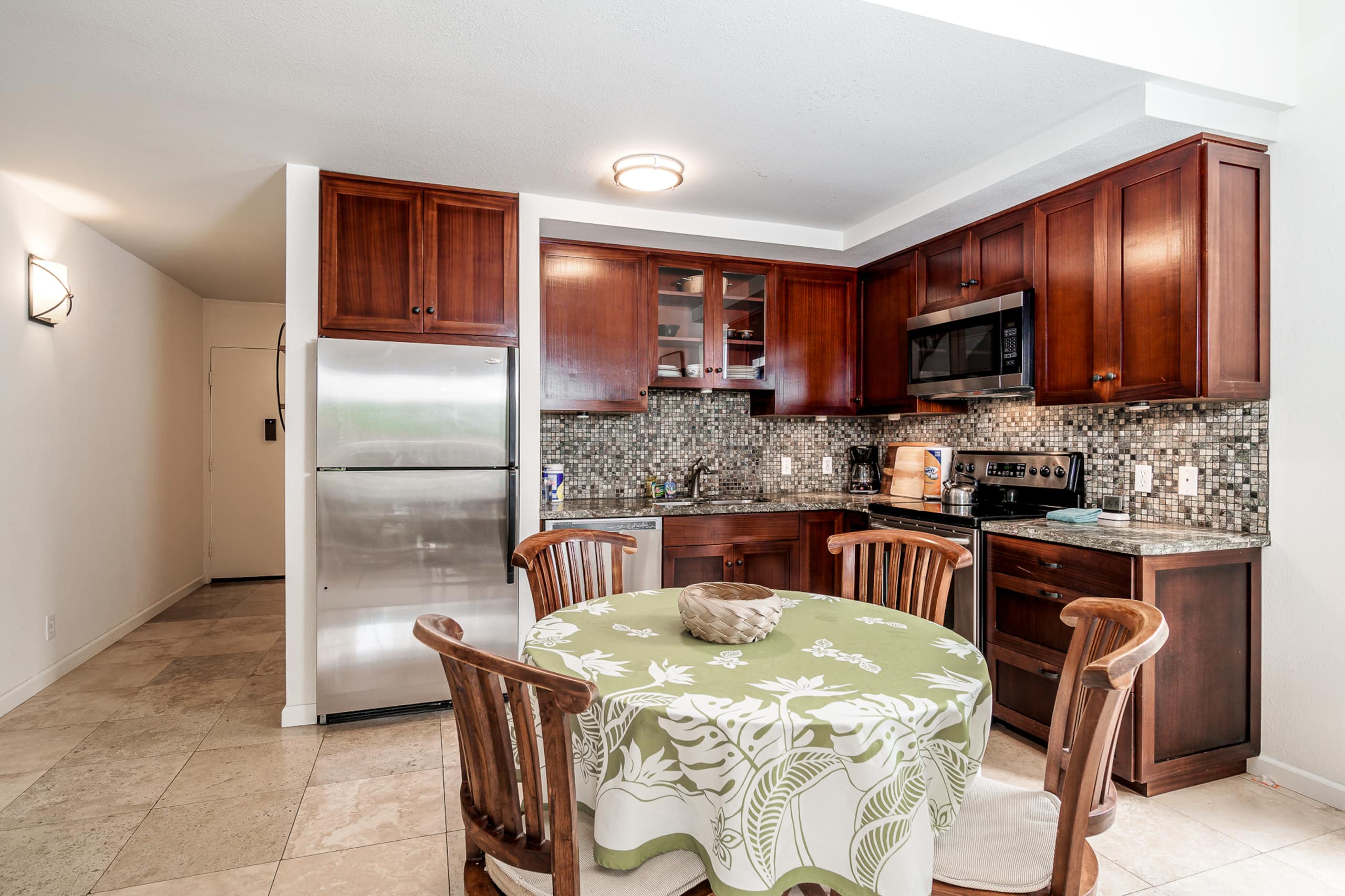 Condo in Kahuku · ★4.73 · 2 bedrooms · 3 beds · 2 shared baths - Image 3