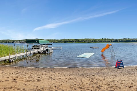 Small Lakeside Cabin #4