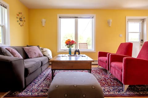 Top Airbnb: Central and stylish oasis with high-speed internet in Inverness
