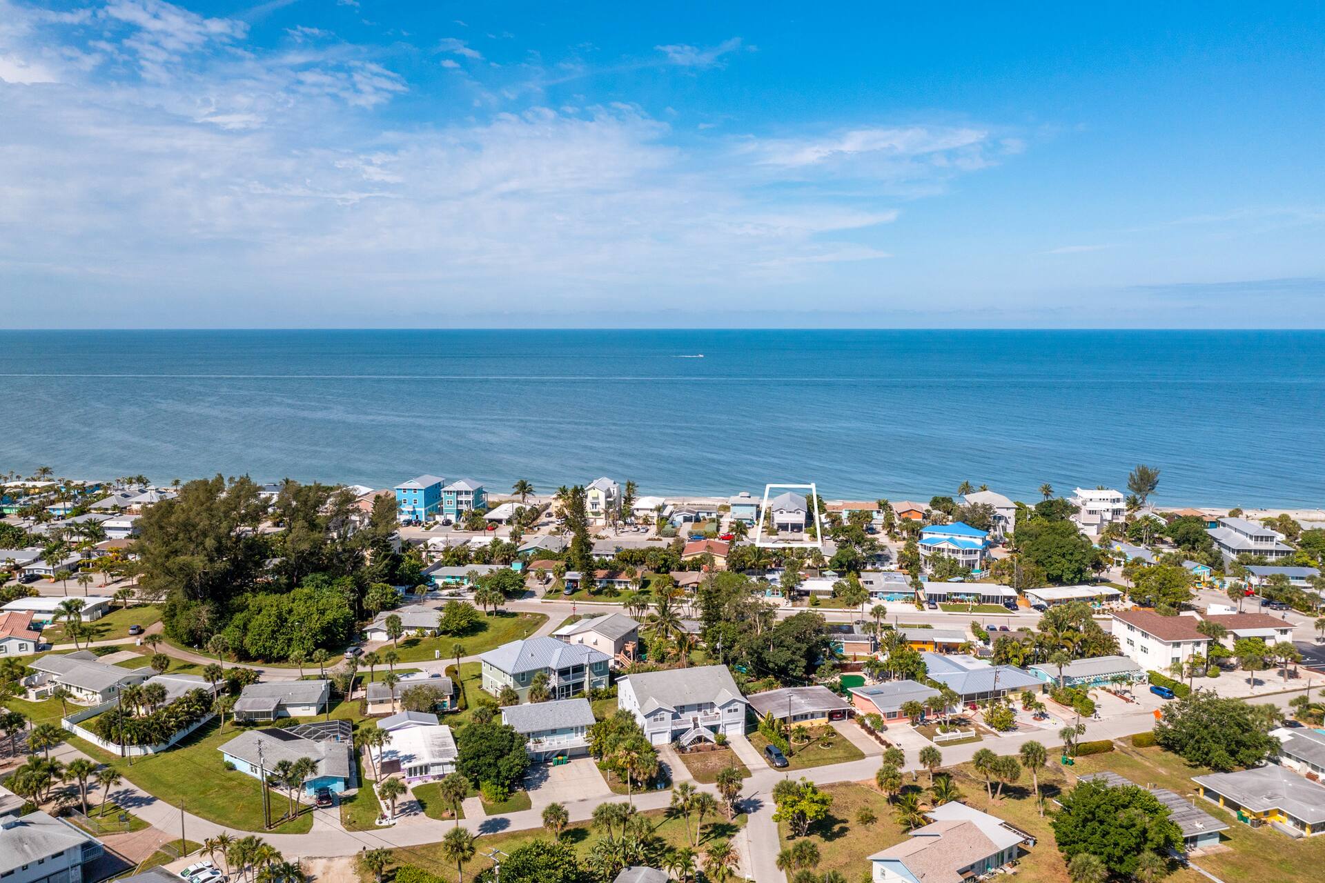 Direct Beachfront Condo with Huge Balcony!