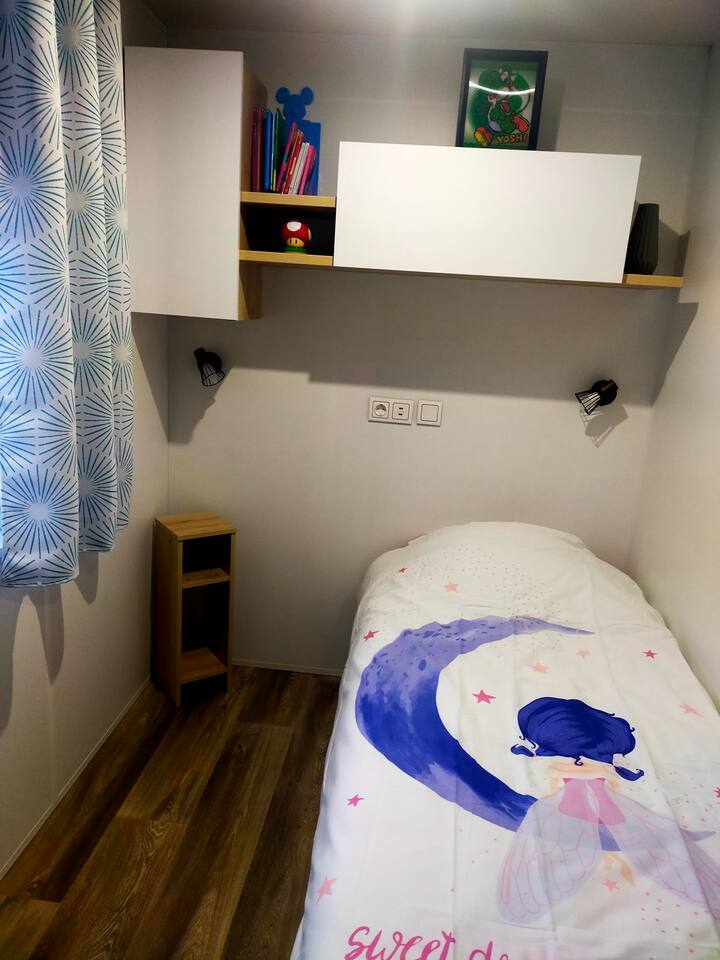 Children's room 2