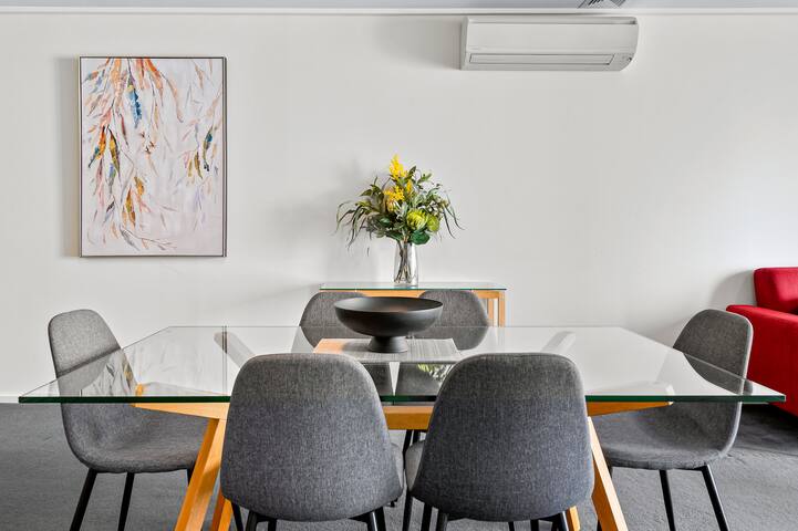 Exclusive Stays – The Summit (1b) gallery image 2