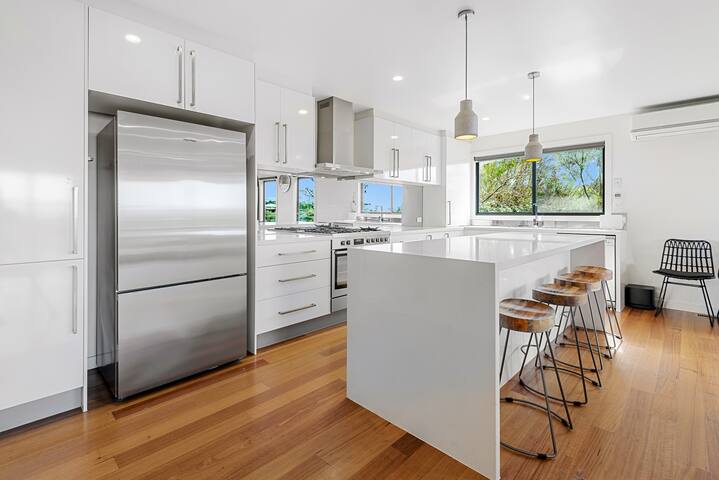 Nautilus by Ready Set Stay gallery image 3