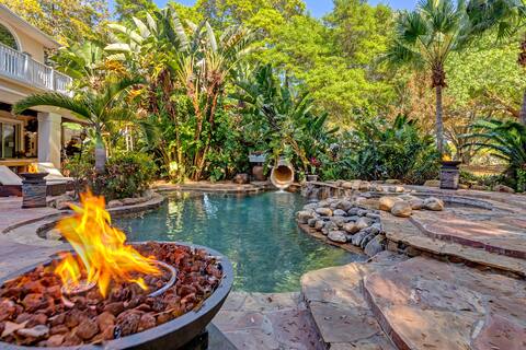 Private 62 Acre Island - Sleep Up to 43!