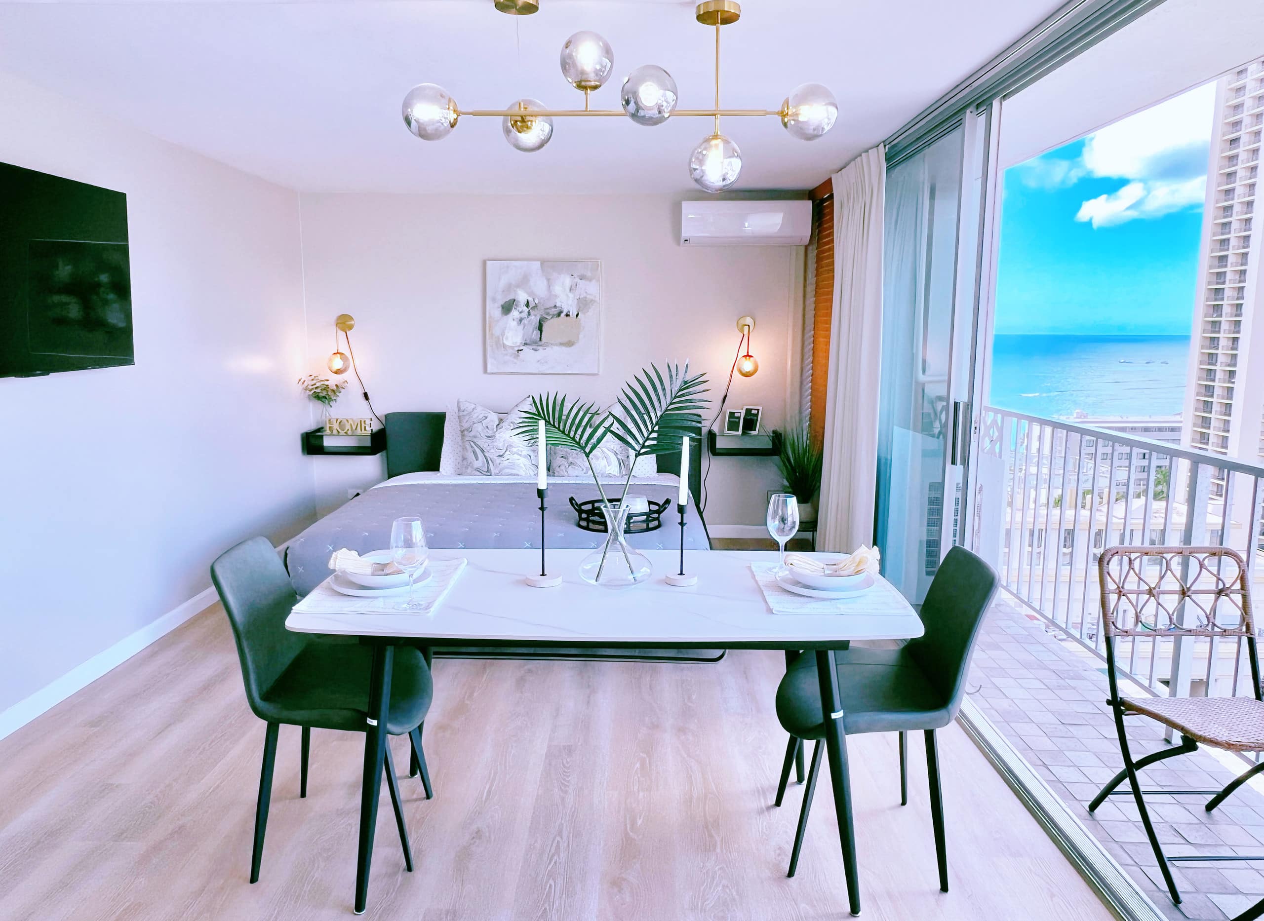 Condo in Honolulu · ★4.81 · Studio · 2 beds · 1 private bath - Image 24