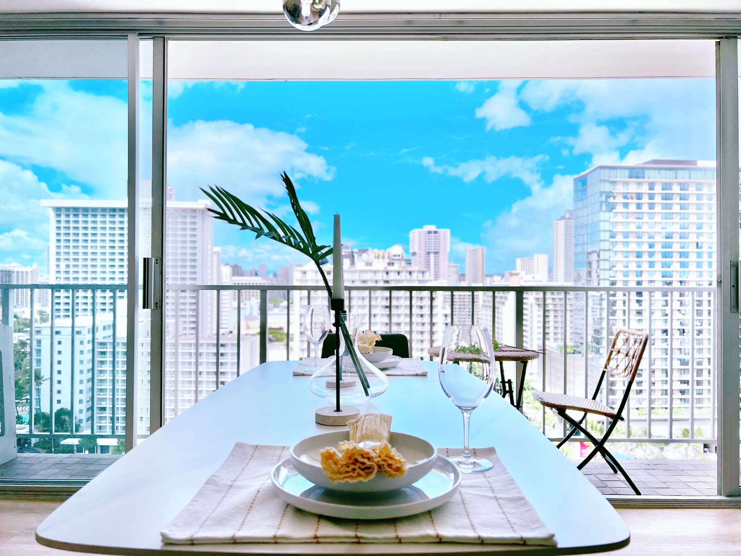 Condo in Honolulu · ★4.81 · Studio · 2 beds · 1 private bath - Image 26