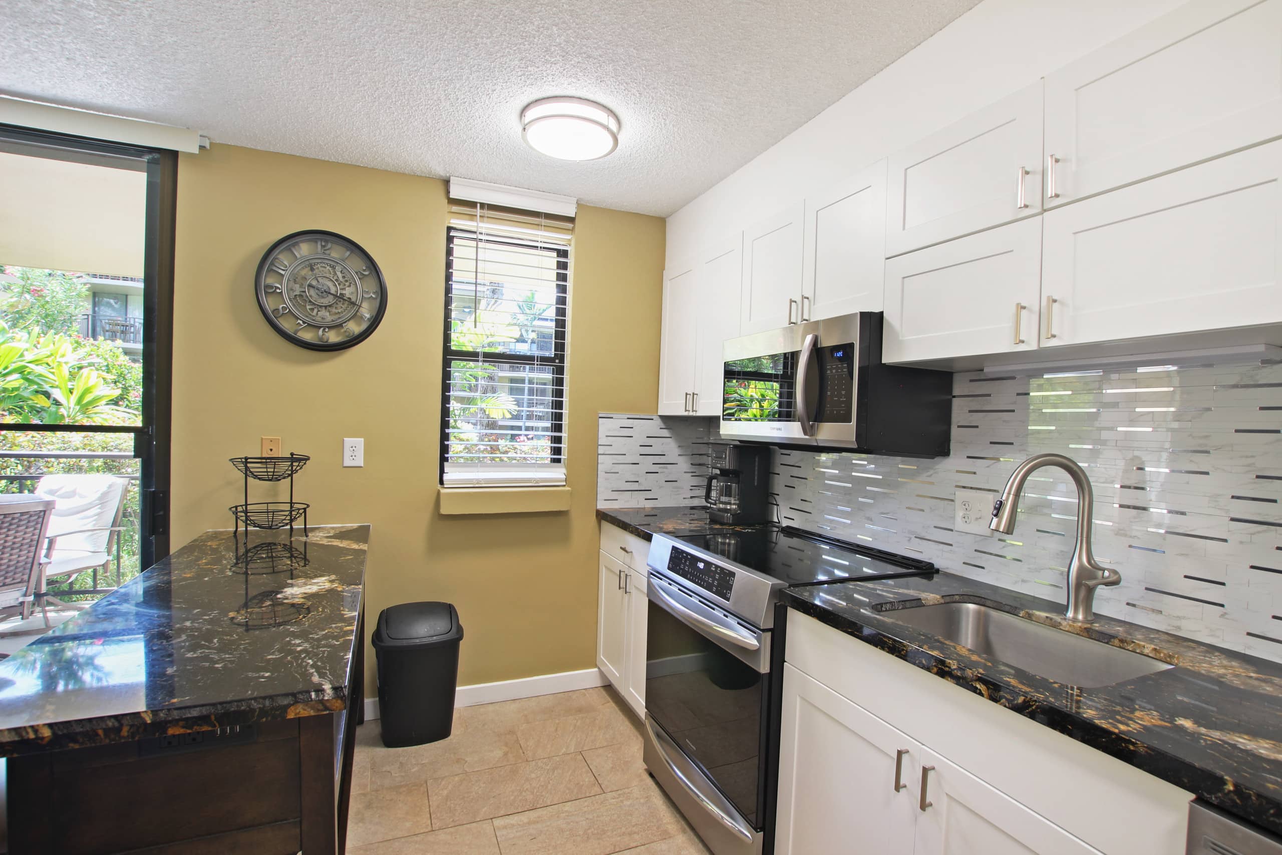 Condo in Kailua-Kona · ★4.81 · 1 bedroom · 1 bed · 1 private bath - Image 15