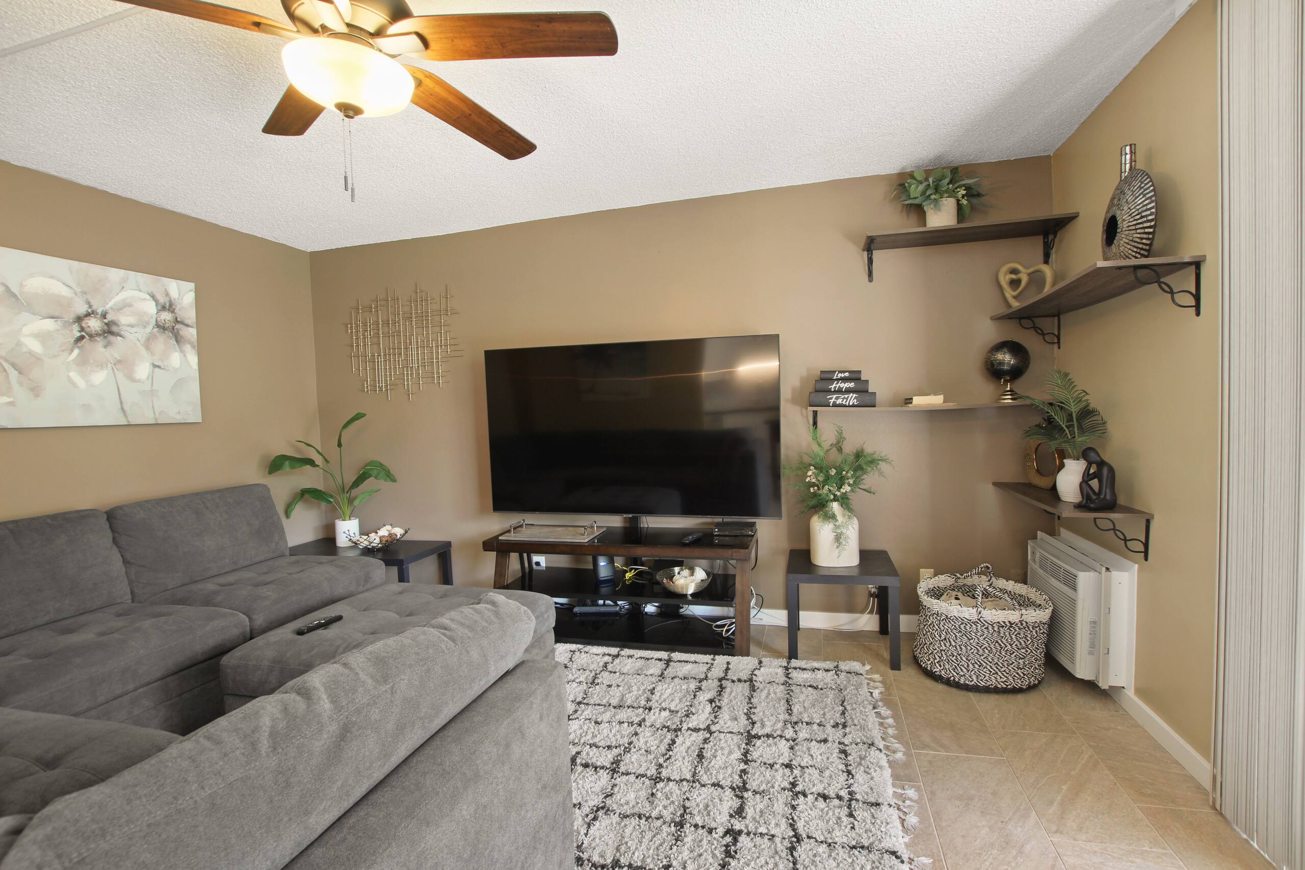 Condo in Kailua-Kona · ★4.81 · 1 bedroom · 1 bed · 1 private bath - Image 13