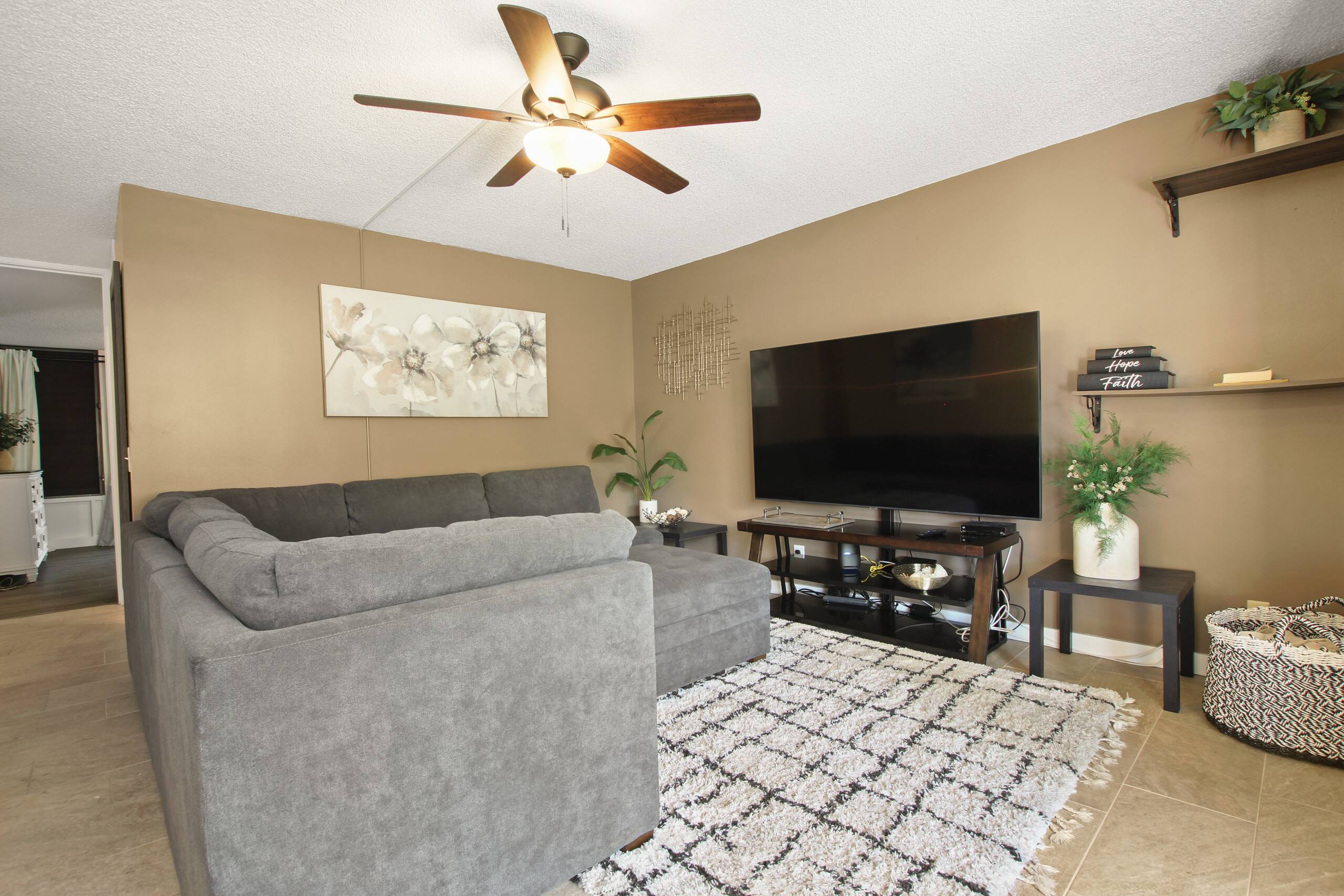 Condo in Kailua-Kona · ★4.81 · 1 bedroom · 1 bed · 1 private bath - Image 9