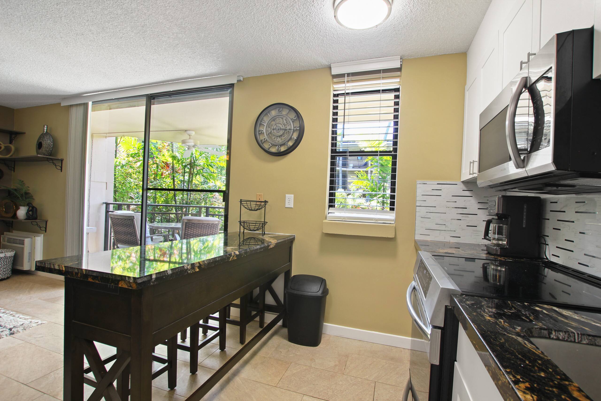 Condo in Kailua-Kona · ★4.81 · 1 bedroom · 1 bed · 1 private bath - Image 16