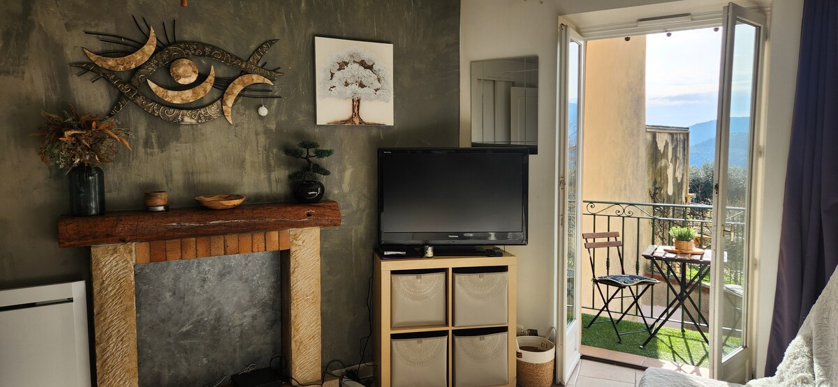 მისაღები ოთახი