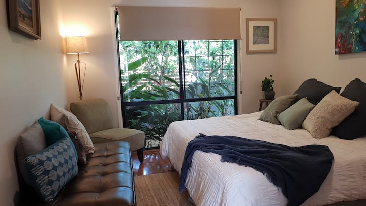 Bedroom 3 - King bed configuration  