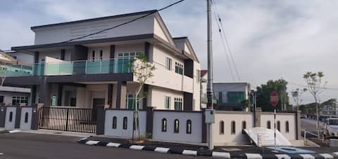 Cassa Vistana Homestay Alor - Langgar near HSB