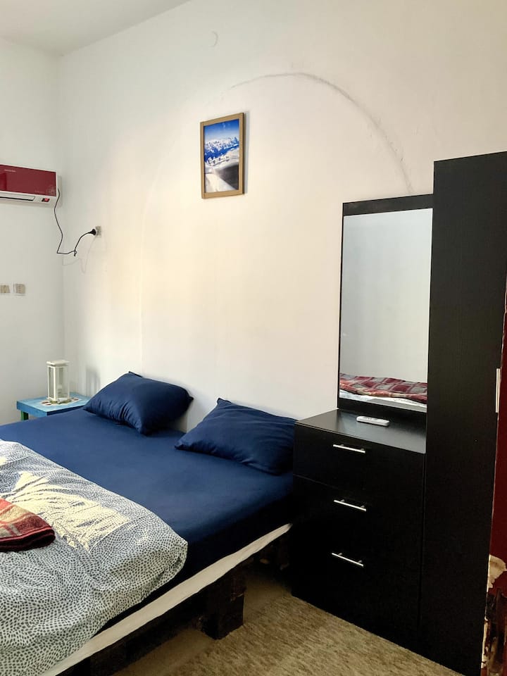 Close to The Downtown (Private Bedroom) Apartments for Rent in Al