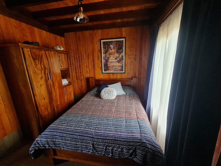 Schlafzimmer 2