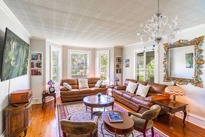 The Estate at Mount Dora managed Airbnb listing 2