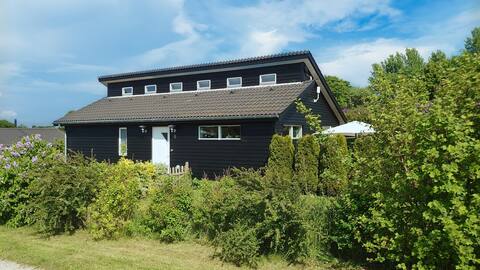 Well-appointed and spacious cottage