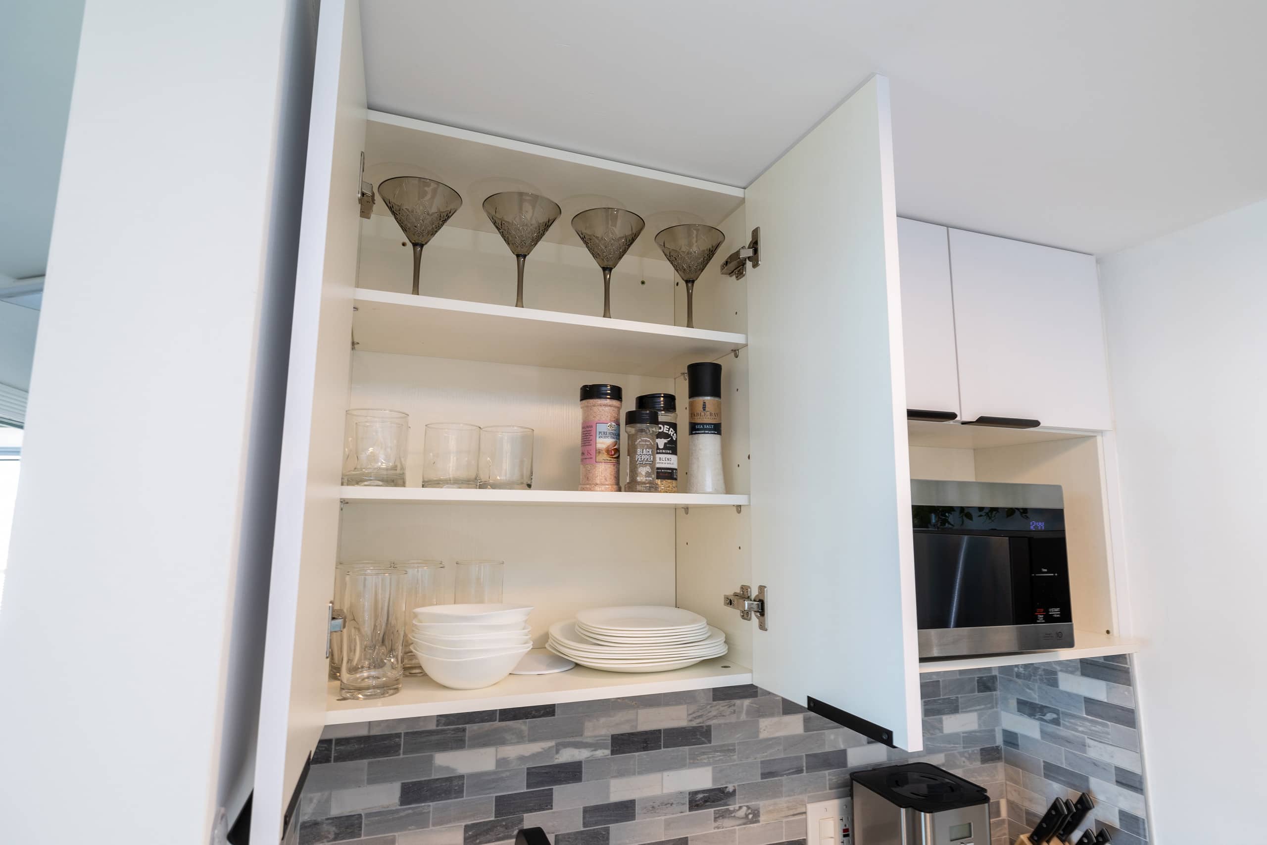 Condo in Honolulu · ★4.91 · 1 bedroom · 3 beds · 1 private bath - Image 27