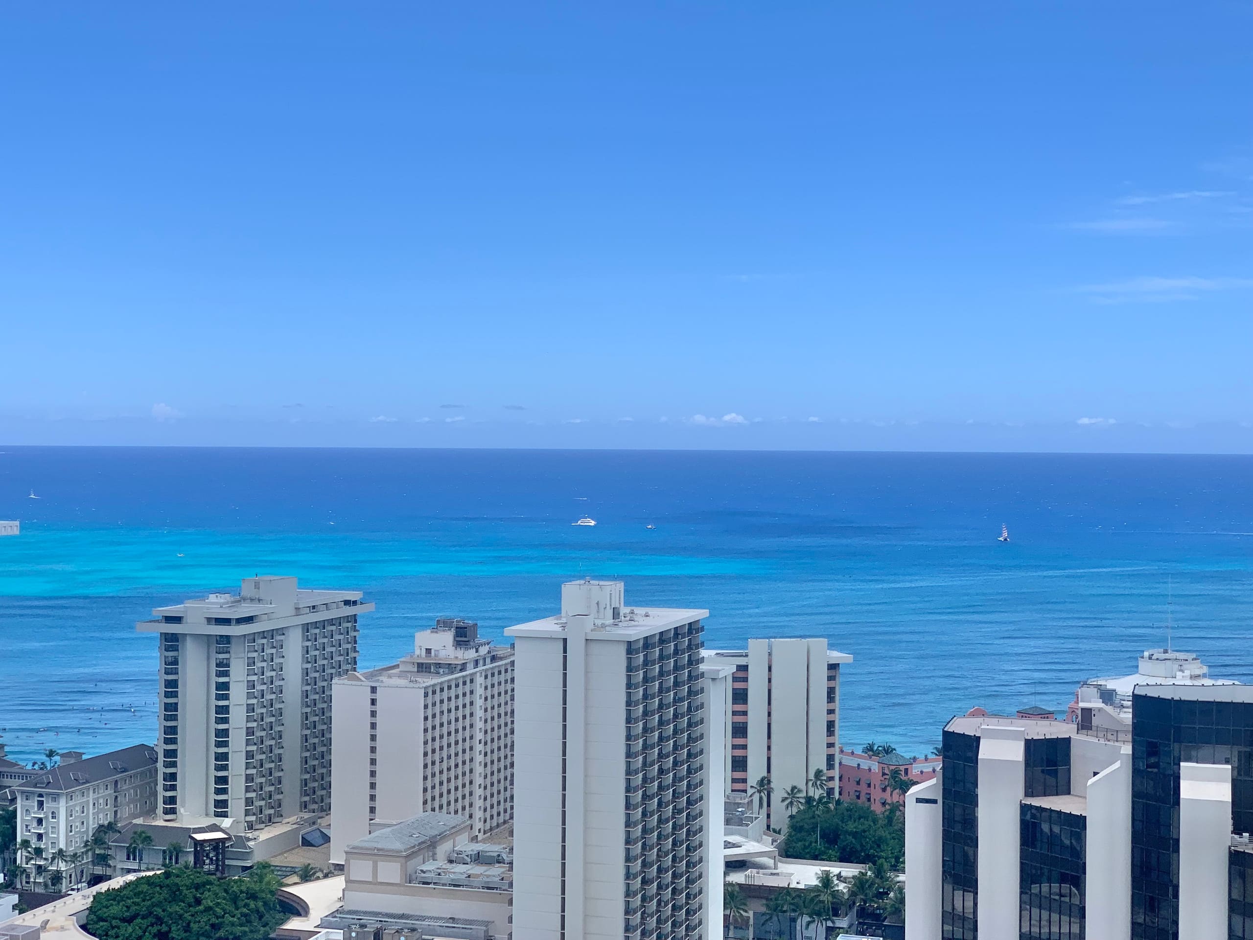 Condo in Honolulu · ★4.91 · 1 bedroom · 3 beds · 1 private bath - Image 33