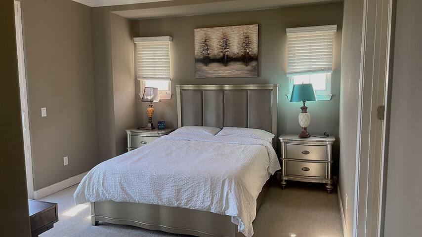 Month！Five stars：Fashion villa in Arcadia center ！ gallery image 3