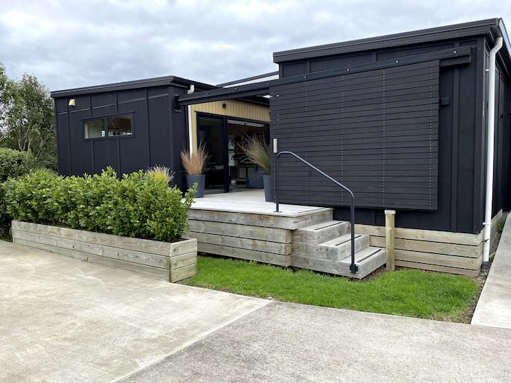 2 Black Pods By The Sea Houses for Rent in Waihi Beach, Bay of Plenty