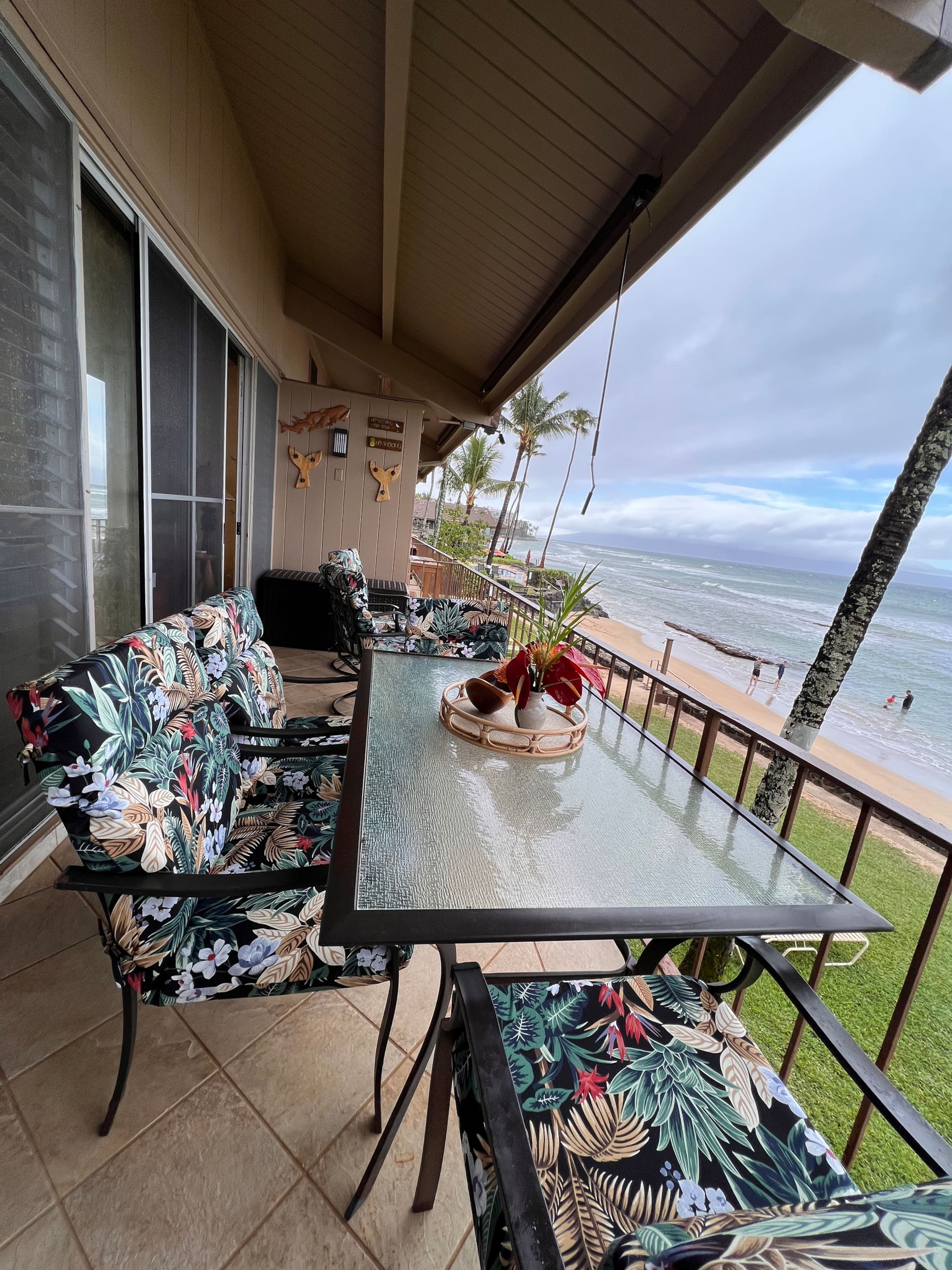 Marvelous Maui, Oceanfront Paradise! - Image 51