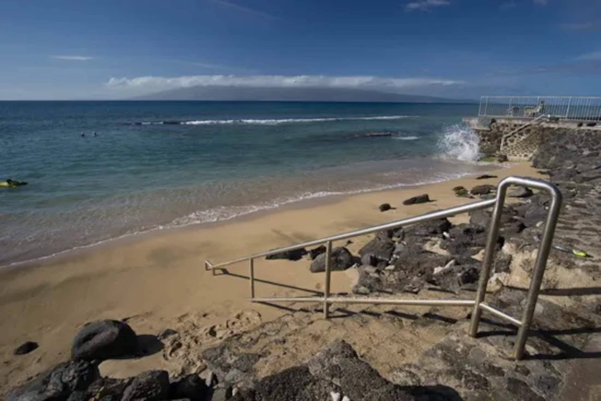 Marvelous Maui, Oceanfront Paradise! - Image 67