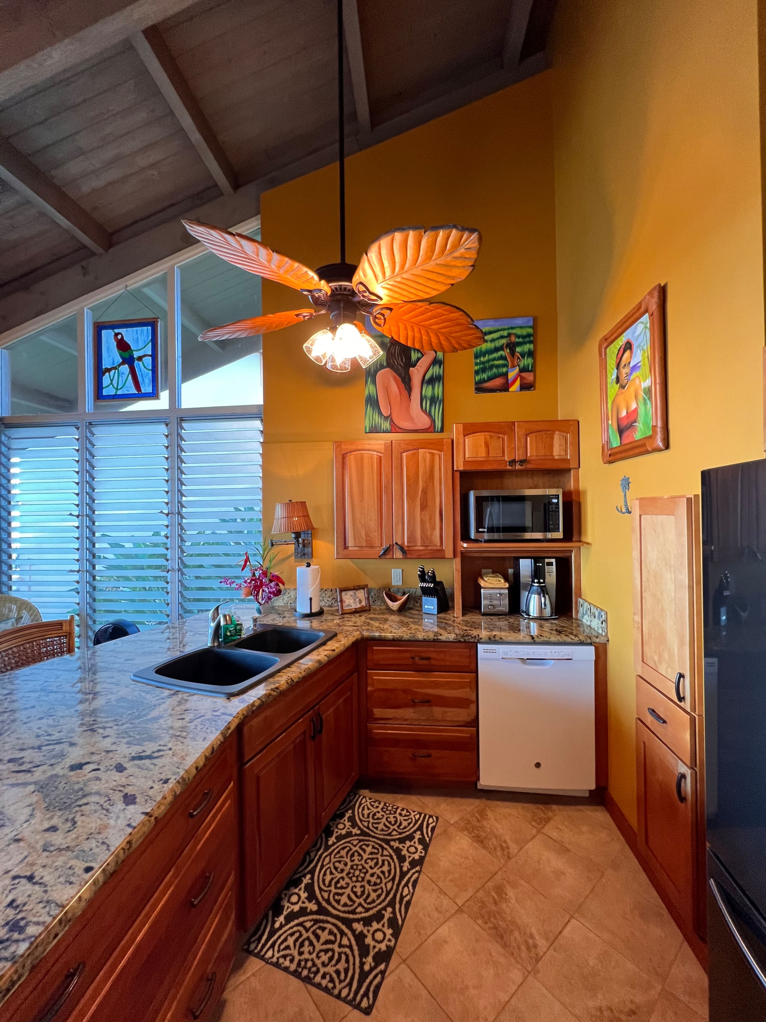 Marvelous Maui, Oceanfront Paradise! - Image 19